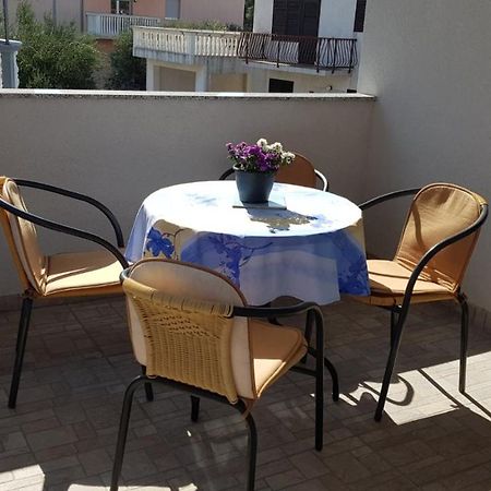 Apartment Zorica Vodice Esterno foto